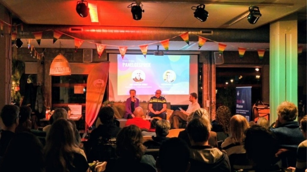 Omarm de mens: ruim zeventig mensen in gesprek over queer veiligheid in Alkmaar